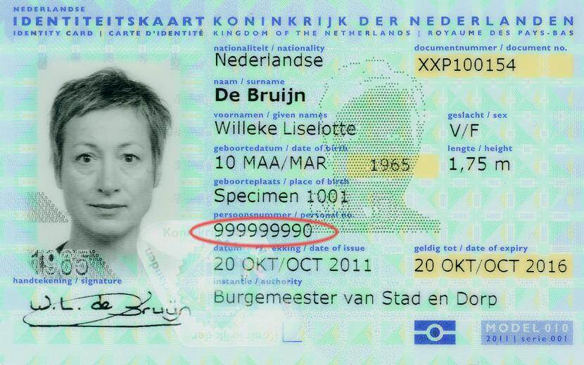 Les cartes d'identité délivrées avant 2014 portent le numéro de service citoyen au recto